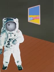 Gemälde eines Astronauten vor einem abstrakten Bild an der Wand